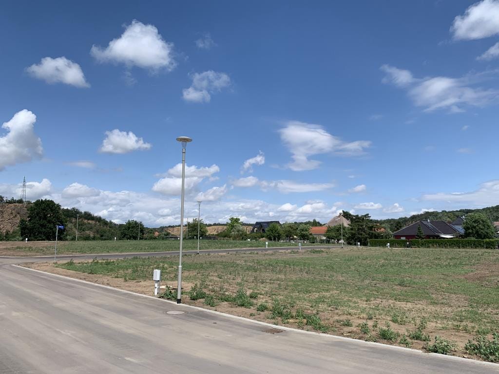 Bild von Großzügiges voll erschlossenes Baugrundstück an der Sächsischen Weinstraße gelegen