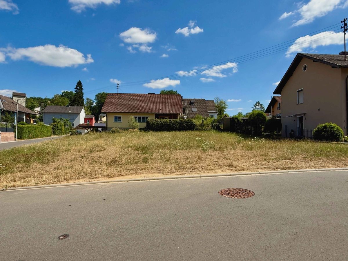 Bild von Exklusives Baugrundstück mit 783 m² in begehrter Wohnlage von Kleinwallstadt-Hofstetten
