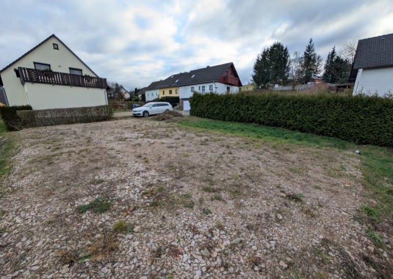 Bild von Kleines Baugrundstück in ruhiger ländlicher Lage und Weitsicht ins Grüne