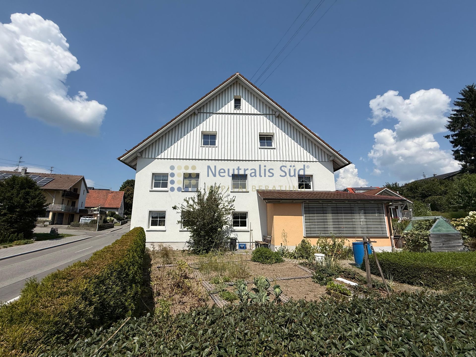 Bild von Mehrgenerationen-Ensemble im Landkreis Ravensburg, mit Top-Grundstück (ca. 2.303 QM) mit Bauvorbescheid