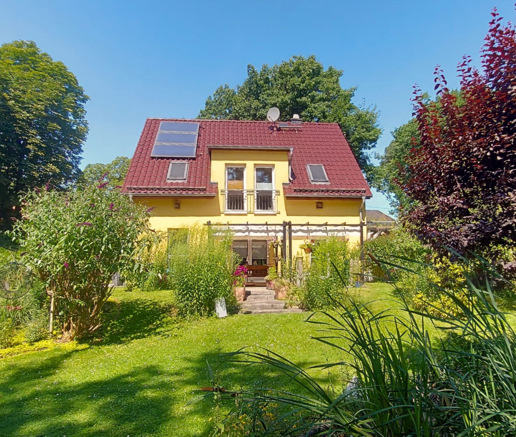 Bild von Flair 134 mit Flachdachgaube – Massivhaus für Familien