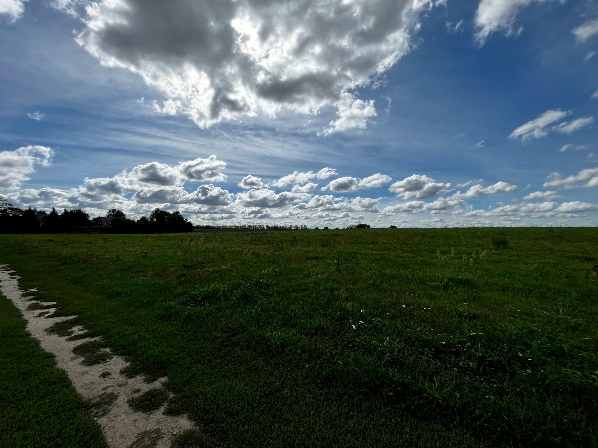 Bild von Ruhiges Baugrundstück mit unverbaubarem Blick – Bernau Nibelungen