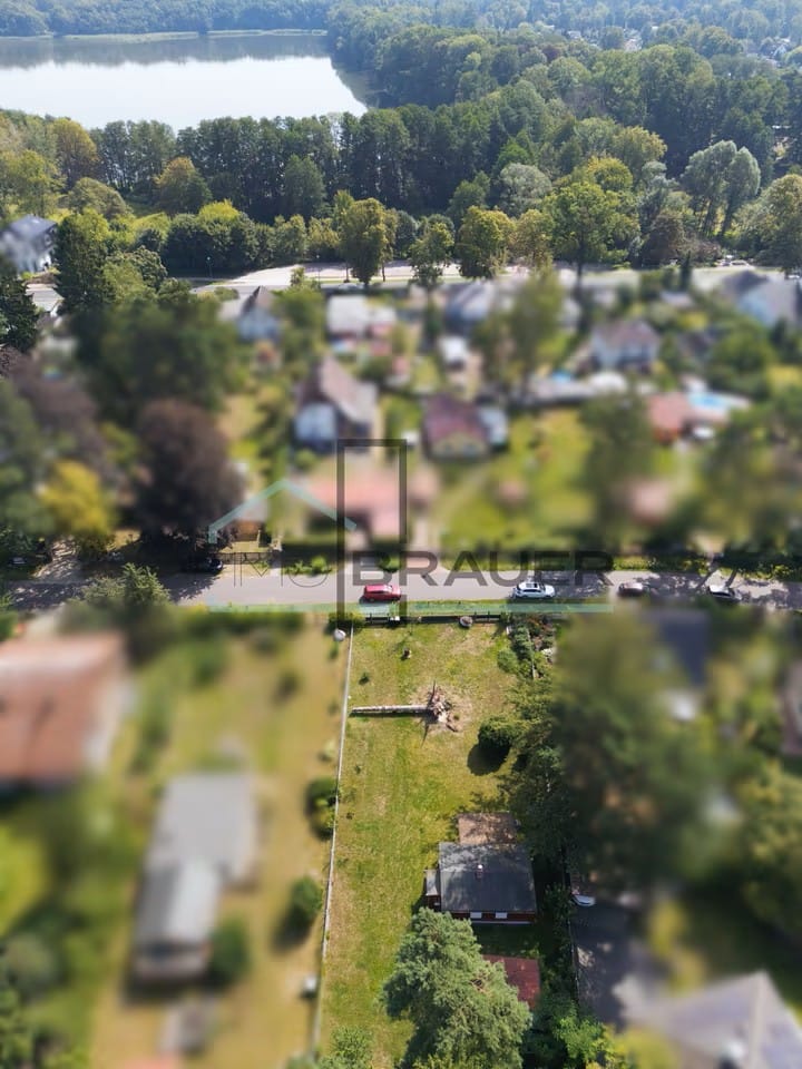 Bild von Ihr gemeinsamer Wohntraum am Summter See – zwei Familien, ein Grundstück, unendliche Möglichkeiten.