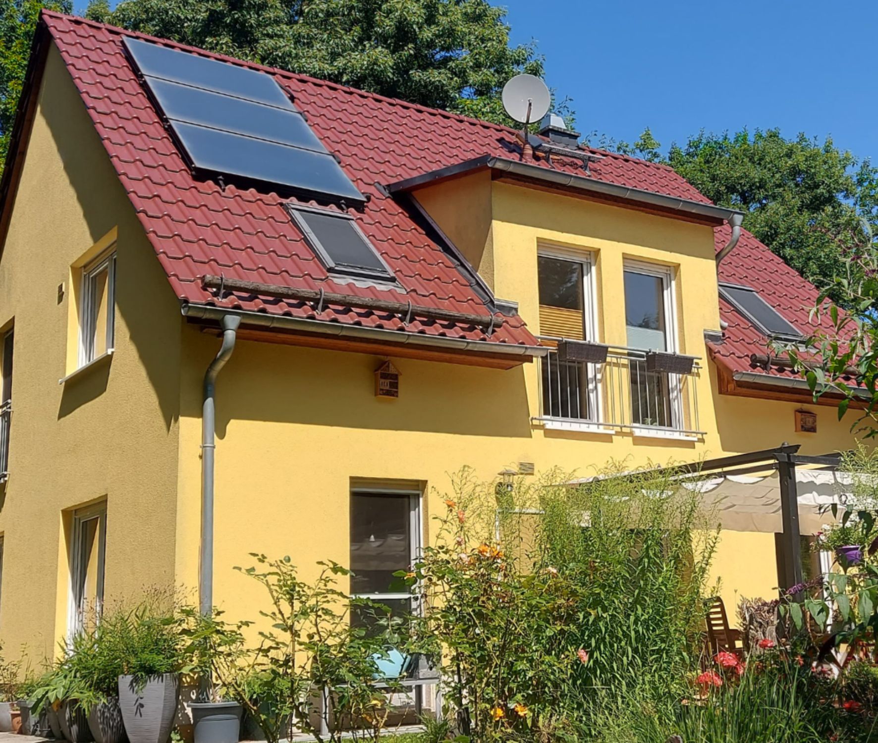 Bild von Flair 134 mit Flachdachgaube – Massivhaus für Familien