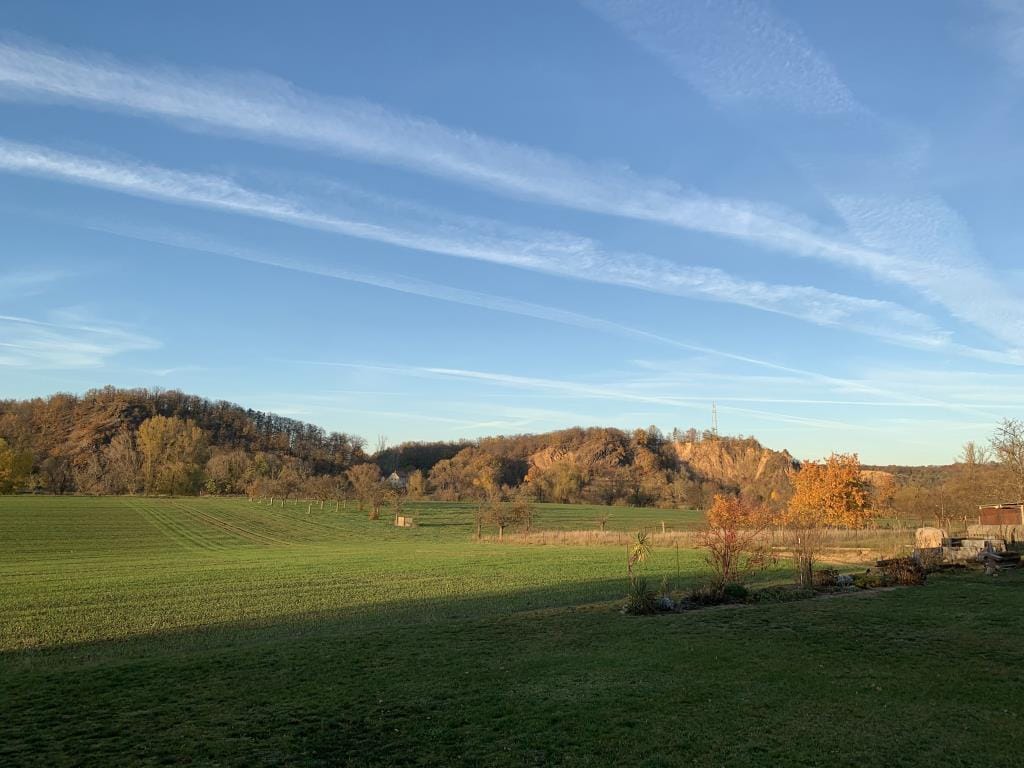 Bild von Traumgrundstück mit Projekt "Elbchalet 1.0" in idyllischer Lage mit Blick zur Elbe