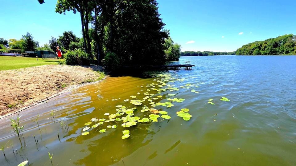 Bild von Seegrundstück mit eigenem Anleger – seltene Gelegenheit am Cramoner See