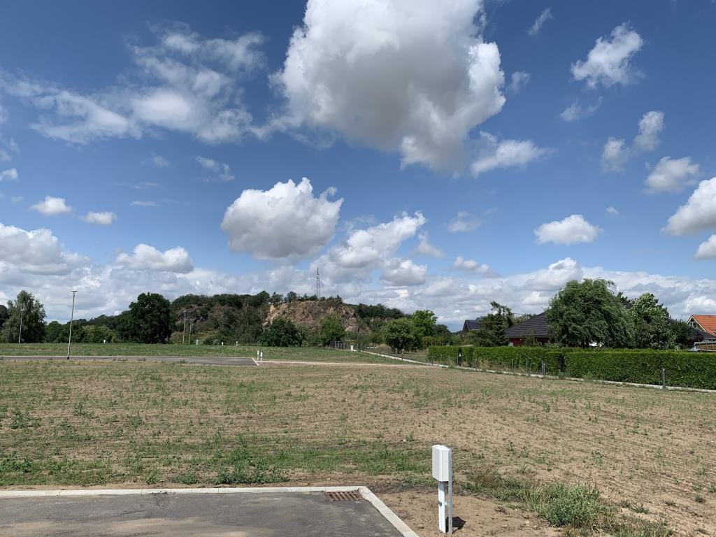 Bild von Voll erschlossenes Baugrundstück an der Sächsischen Weinstraße gelegen - Bauträgerfrei!!