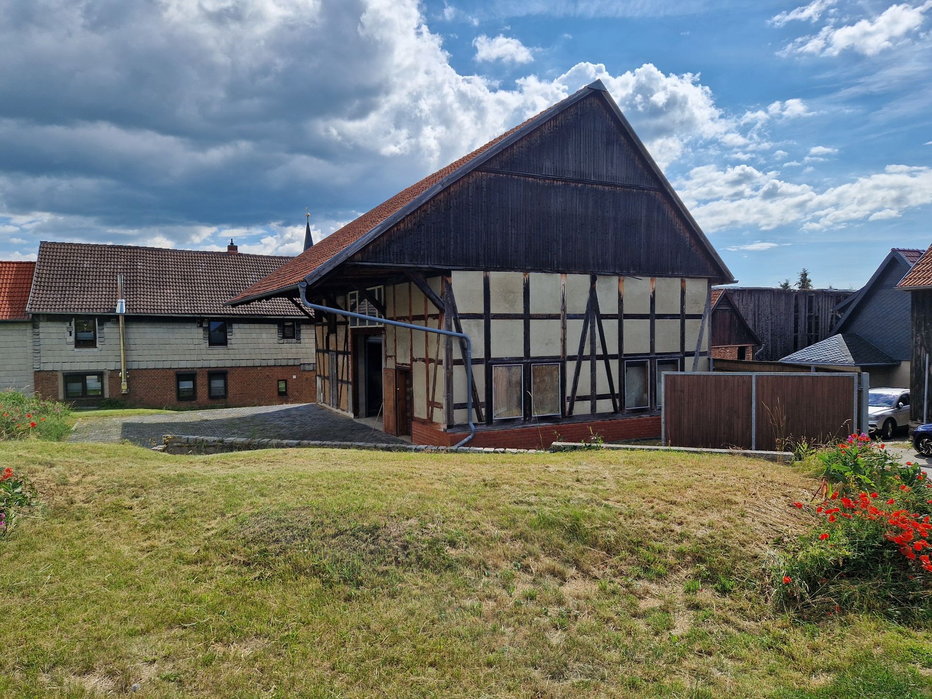 Bild von Baugrundstück mit Scheune in ruhiger Ortslage von Blankenburg OT Heimburg